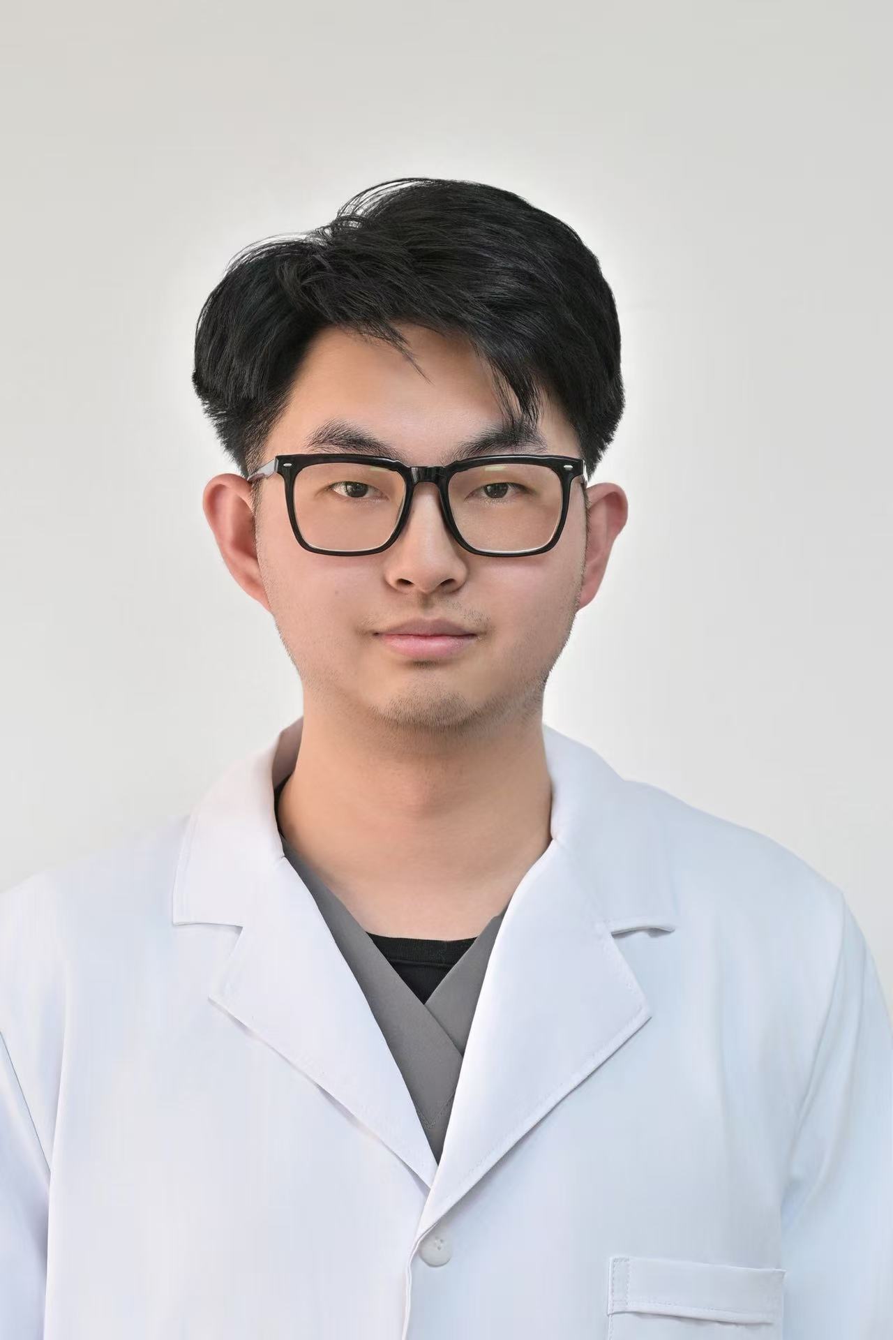 爱宝贝动物医院骨科外科医生
